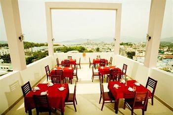 Ngoc Hong Hotel Nha Trang Exterior photo